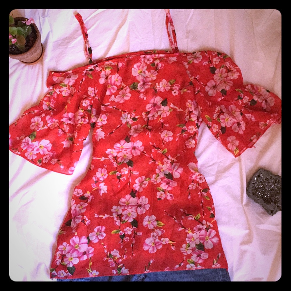shirt cold-shoulder